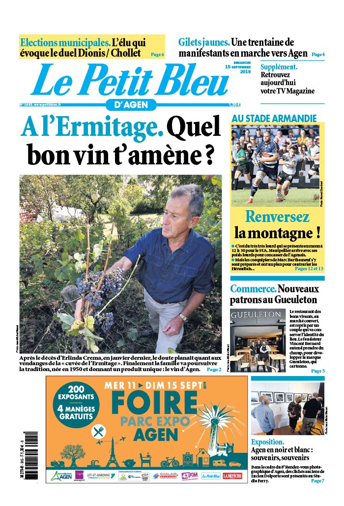 Pin's Vintage Rugby Presse – Le Petit Bleu D'Agen – Information Pub